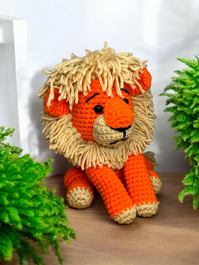 new - King of the Jungle - Lion. .Including video tutorial